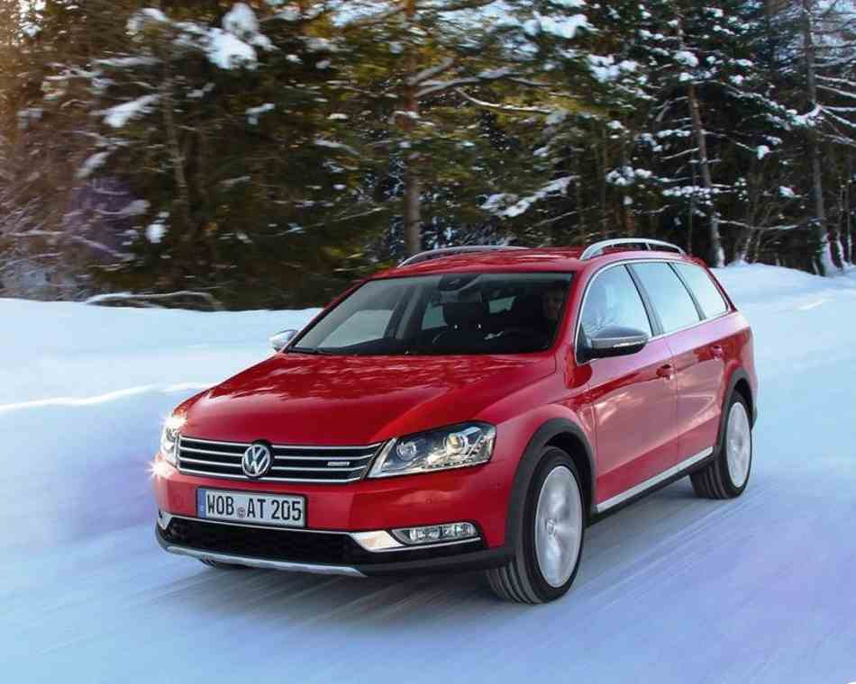 Цены на Volkswagen Passat Alltrack 2012 в России