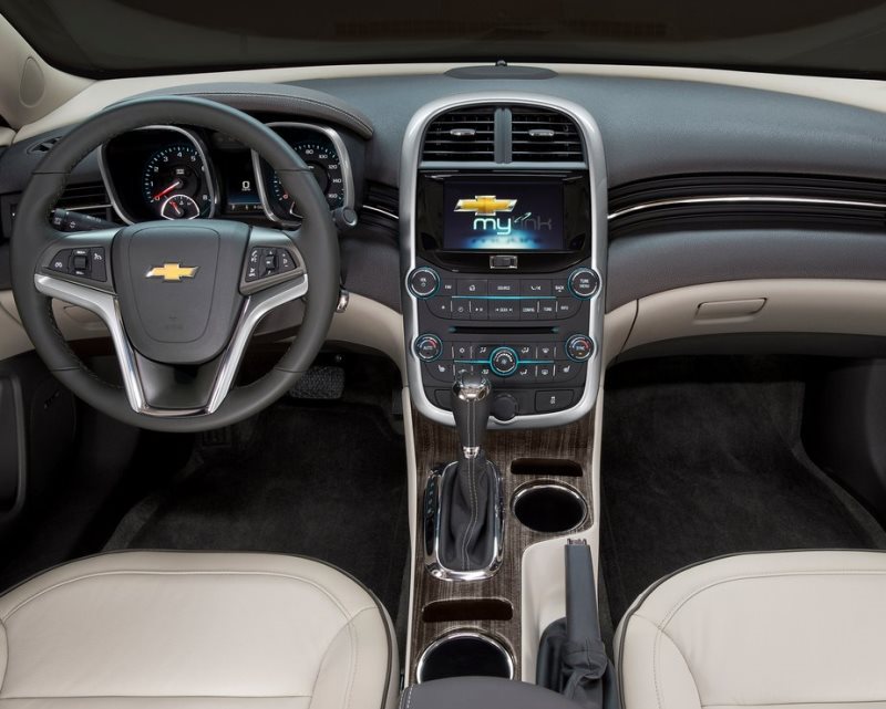 салон Chevrolet Malibu 2014