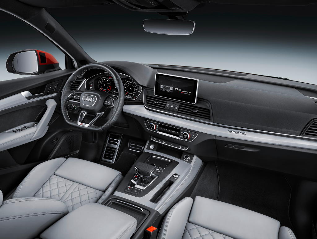 салон Audi Q5 2017