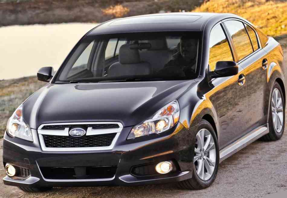 Subaru Legacy 2013 фото