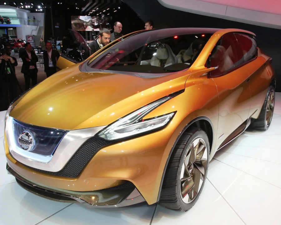 Nissan Resonance Concept 2013