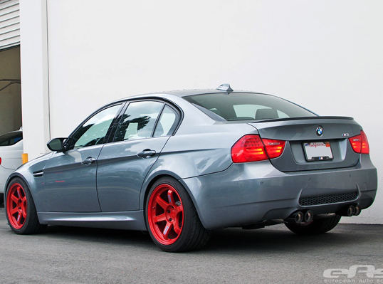 красные диски BMW M3 (E90)