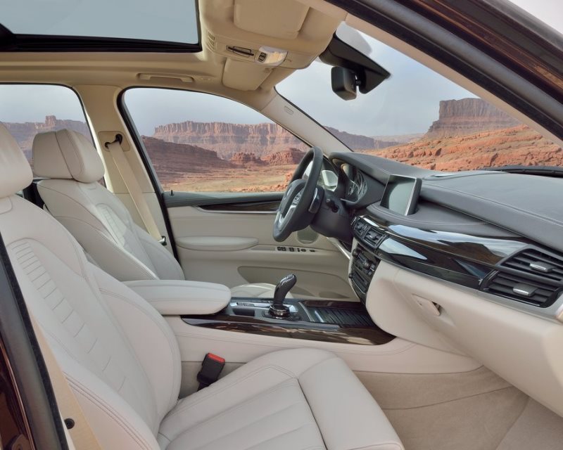 интерьер BMW X5 2014