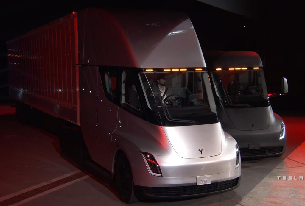 Фото электрического грузовика Tesla Semi 2022 - 2023 года. https://autompv.ru/