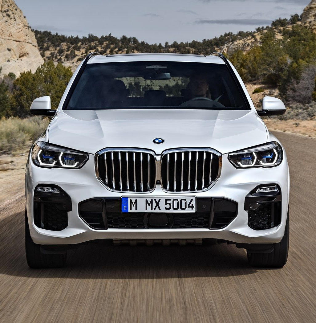 фары, бампер, решетка BMW X5 2019