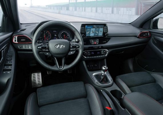 салон Hyundai i30 Fastback N 2019