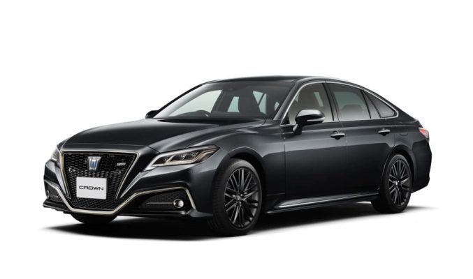 Toyota crown 2022 года