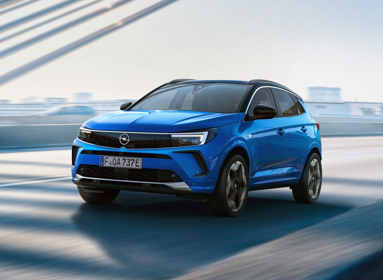 Новый Opel Grandland 2022 в России. Цена. Фото. Характеристики. Обзор
