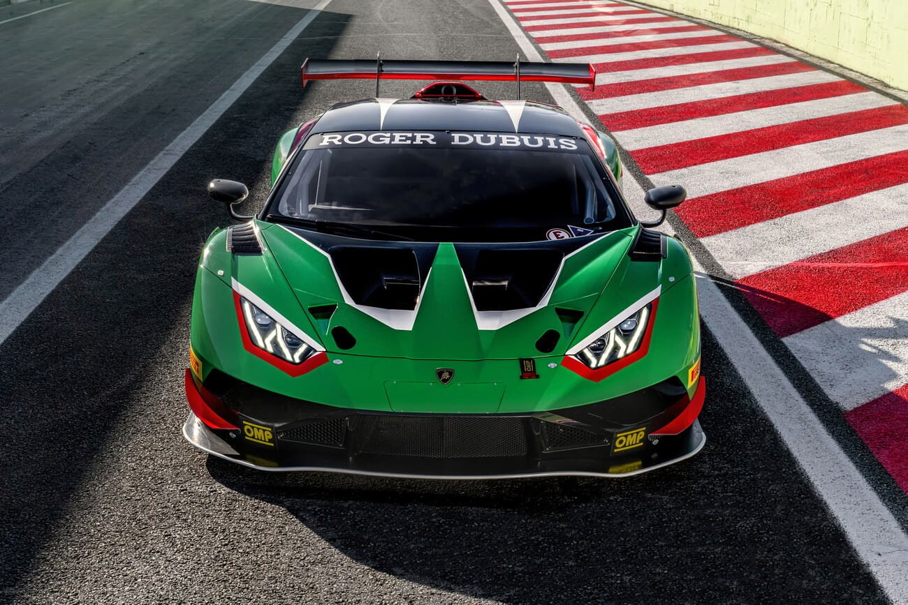 Новый суперкар Lamborghini Huracan GT3 EVO2 2023 фары