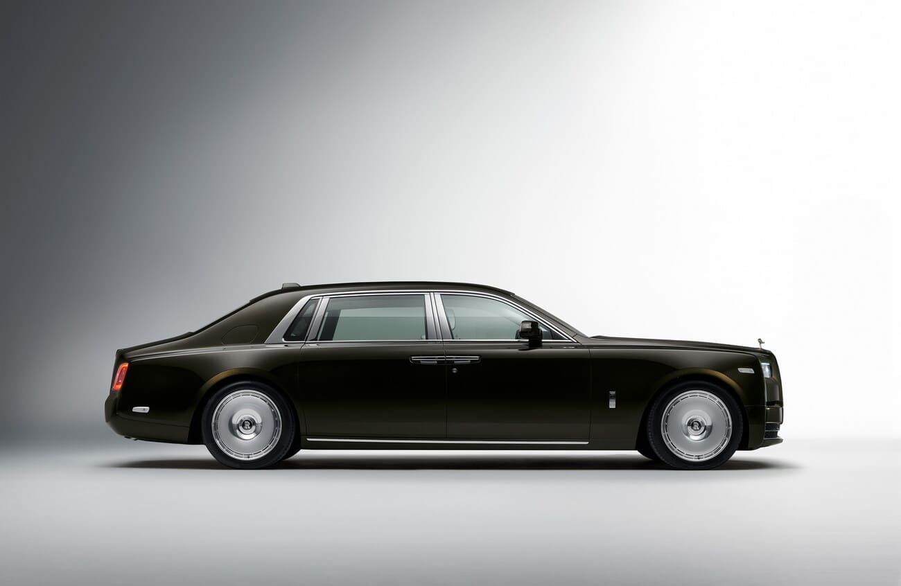 Rolls-Royce Phantom 2023 обзор