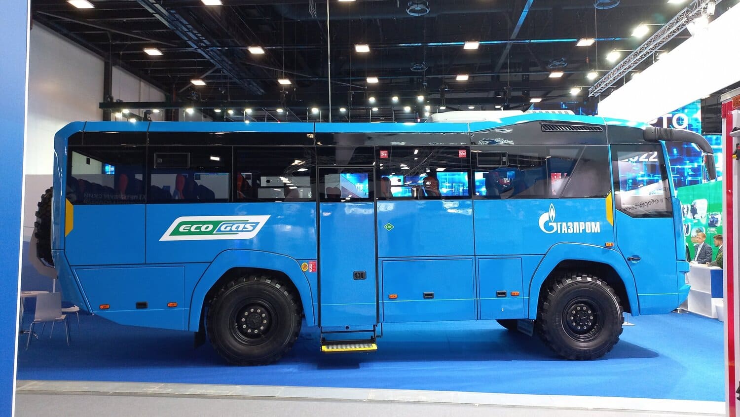 Автобус-вездеход КАМАЗ-6520 4x4