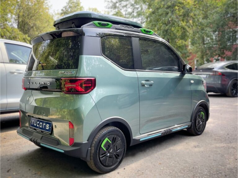 фото Wuling Hongguang Mini EV в России