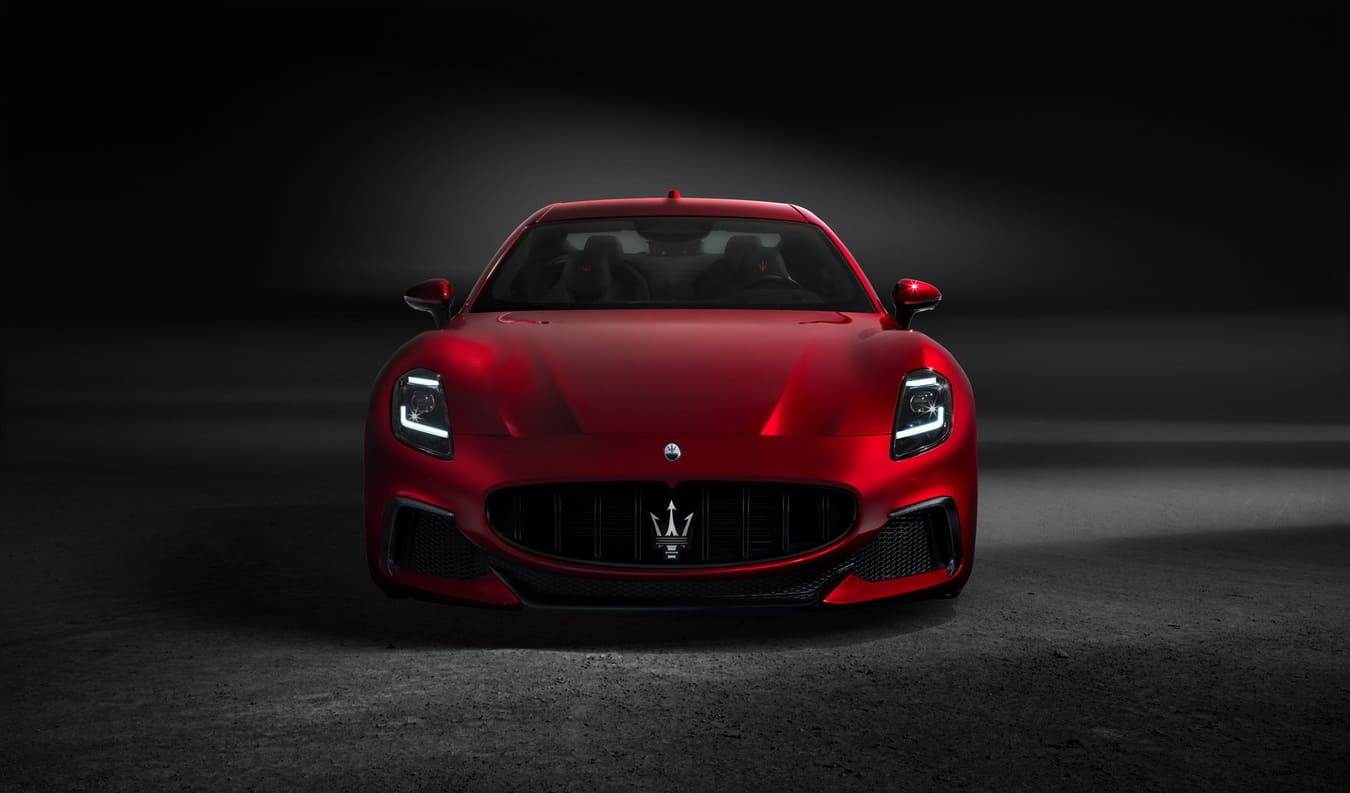 электрический Maserati GranTurismo 2023-2024