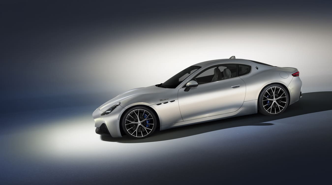 Maserati GranTurismo 2023-2024 обзор
