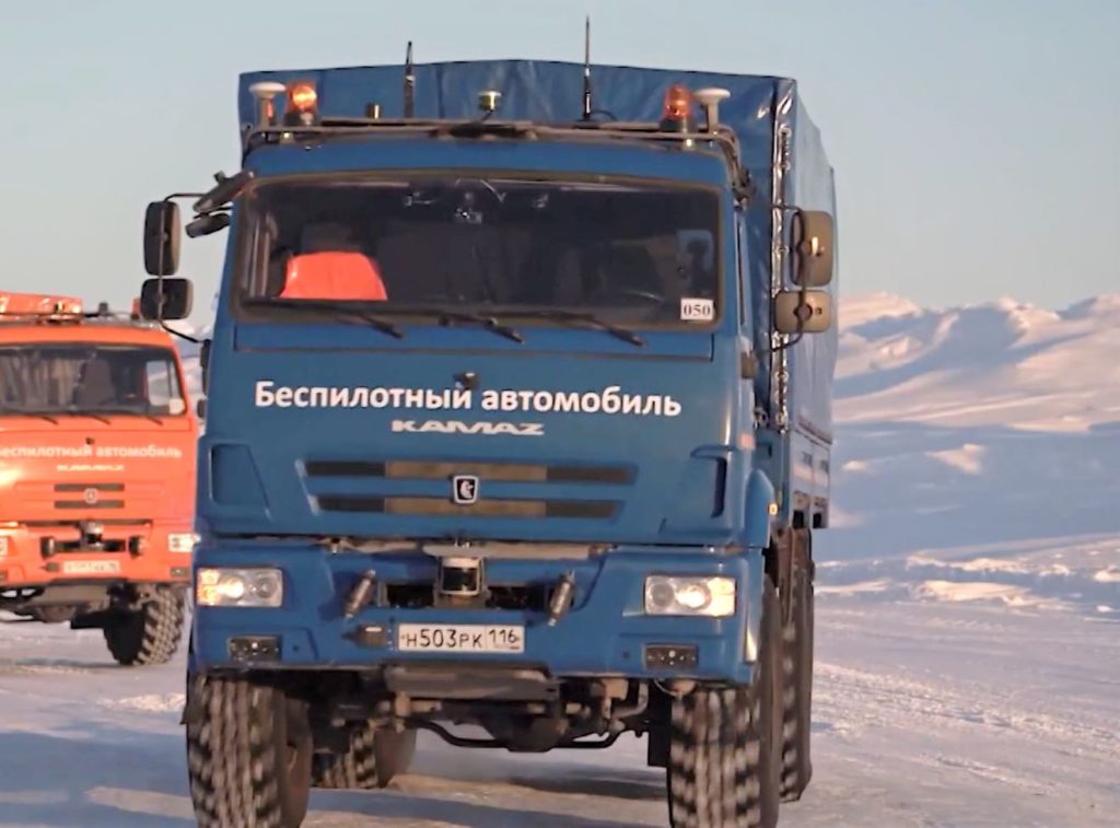 фото беспилотного грузовика КамАЗ в Артике