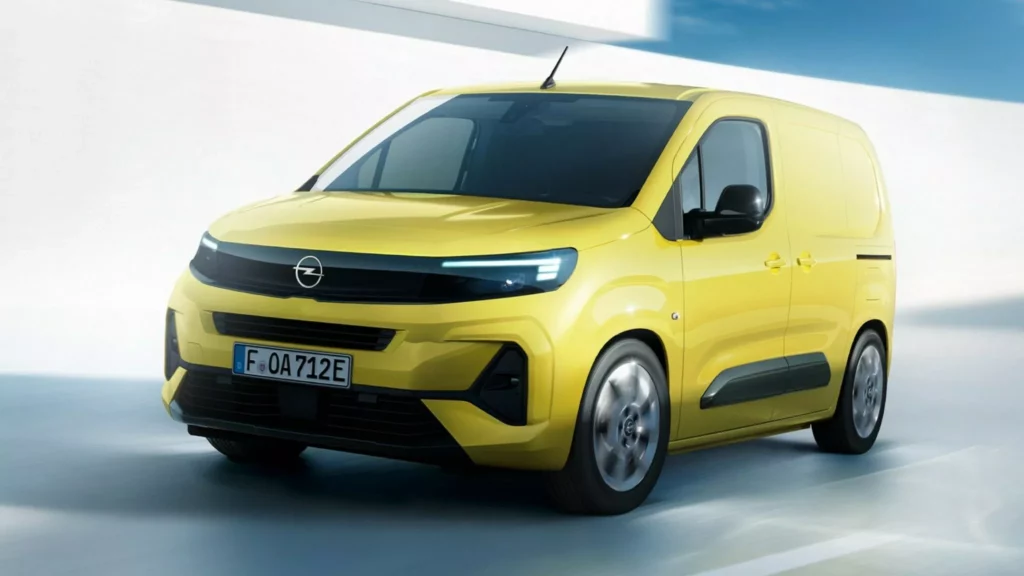Новый фургон Opel Combo 2024-2025