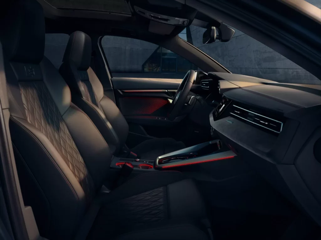интерьер Audi S3 2025 года